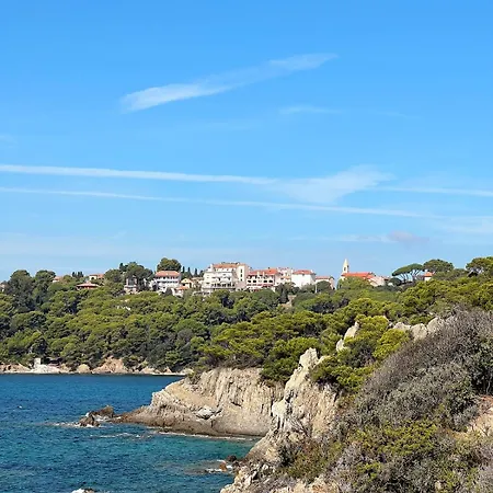 La Boite Rose - De L'almanarre Hyeres